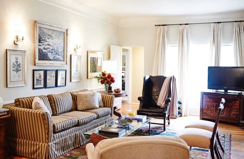 Beverly Hills Apartment | GORGEOUS FURNISHED APARTMENT IN BEVERLY HILLS COURTYARD BLDG!