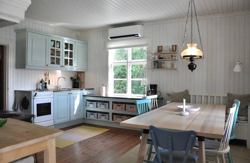 Arjang House | Gorgeous home in Lennartfors Sverige