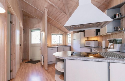 Oster Somarken House | Gorgeous home in Aakirkeby