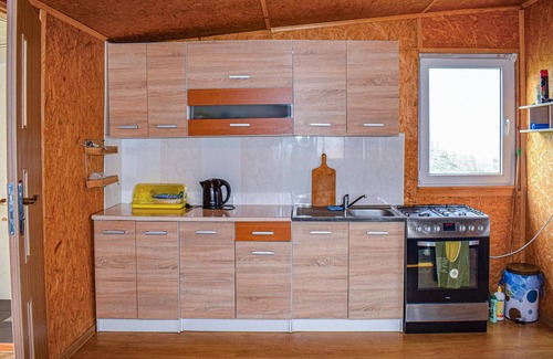Biskupiec House | Gorgeous home in Biskupiec with kitchen