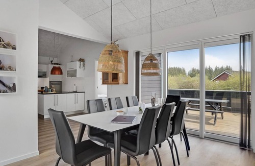 Brovst House | Gorgeous home in Brovst with kitchen