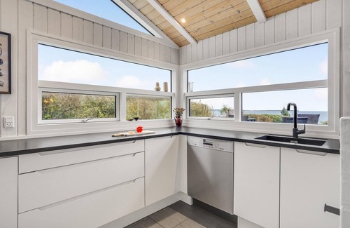 Handrup Strand House | Gorgeous home in Ebeltoft