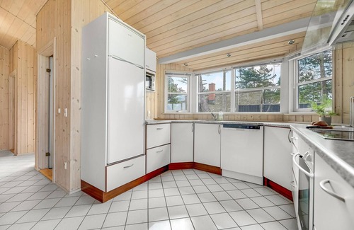 Øer Strand House | Gorgeous home in Ebeltoft with sauna