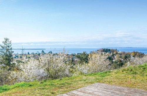 Handrup Strand House | Gorgeous home in Ebeltoft with sauna