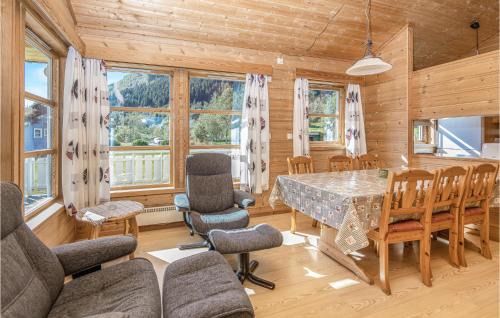 Fjaerland House | Gorgeous Home In Fjærland