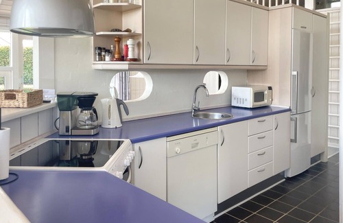 Hejlsminde Strand House | Gorgeous home in Hejls with WiFi