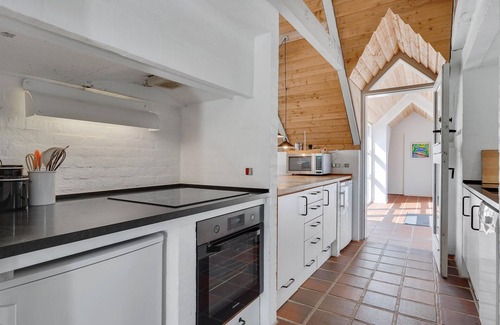 Ristinge House | Gorgeous home in Humble with WiFi