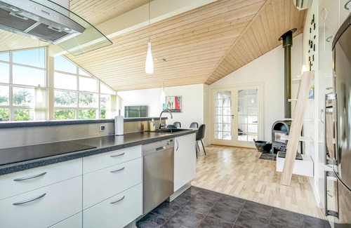 Nr. Lyngby Strand House | Gorgeous home in Løkken with kitchen
