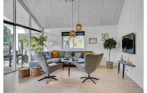Houstrup House | Gorgeous Home In Nørre Nebel With Sauna