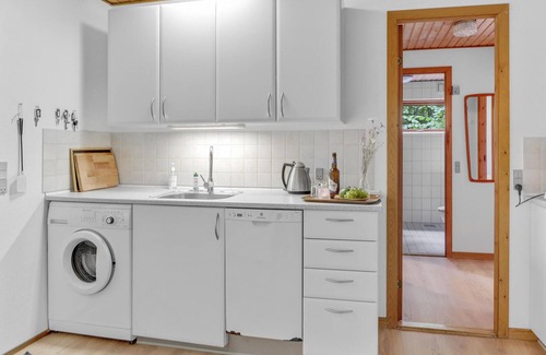 Bedegaard House | Gorgeous home in Nexø with kitchen