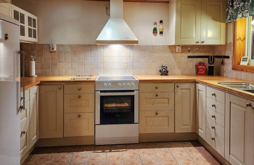 Orsa House | Gorgeous home in Orsa with kitchen