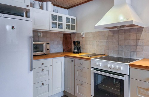 Orsa House | Gorgeous home in Orsa with kitchen