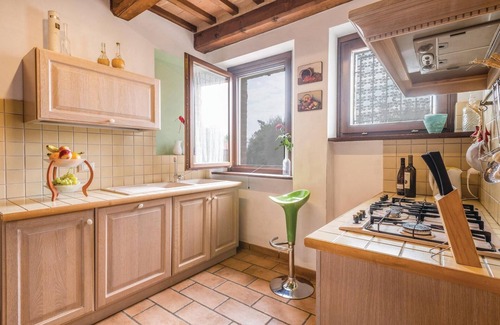 Petriolo House | Gorgeous home in Petriolo MC