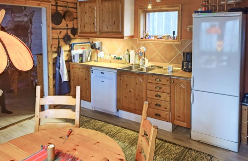 Ringbo House | Gorgeous home in Särna with sauna