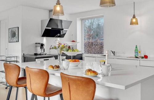 Sunds House | Gorgeous home in Sunds with kitchen