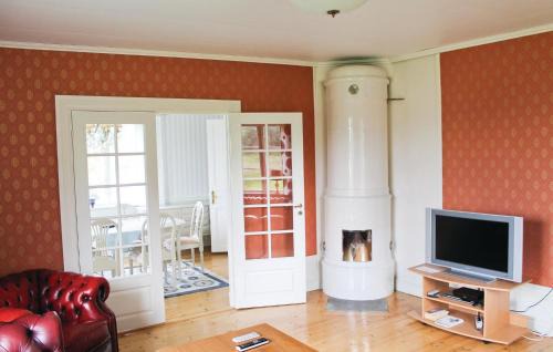 Svanskog House | Gorgeous Home In Svanskog With House Sea View