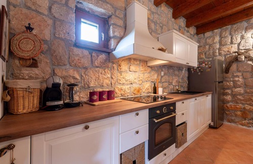 Vinjerac House | Gorgeous home in Vinjerac