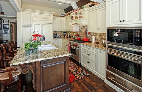 Santa Ana Heights House | Gorgeous Home on the Beach - Walk onto the Sand from your Patio
