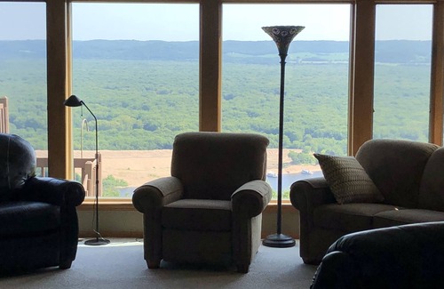 Reads Landing House | Gorgeous Home overlooking Chippewa and Mississippi Rivers.