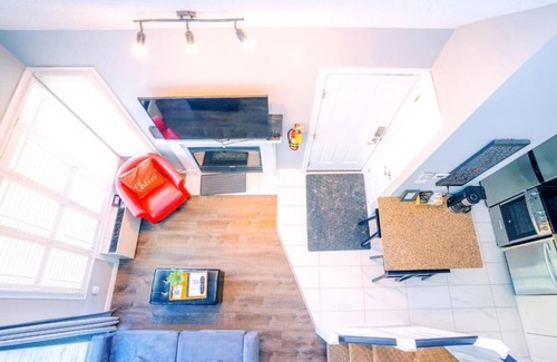 Craigleith Apartment | Gorgeous Loft in Heart of Blue Mountain