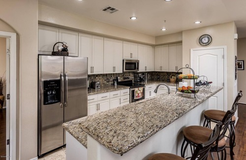 Fox Crossing Condo | Gorgeous Luxury Condo hardwood/granite/all renovated on Water in Ocotillo area
