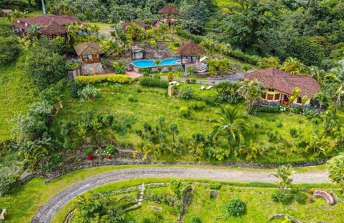 El Fosforo House | Gorgeous Luxury home with Pool & Jacuzzi access. Awesome Lake & Volcano views.