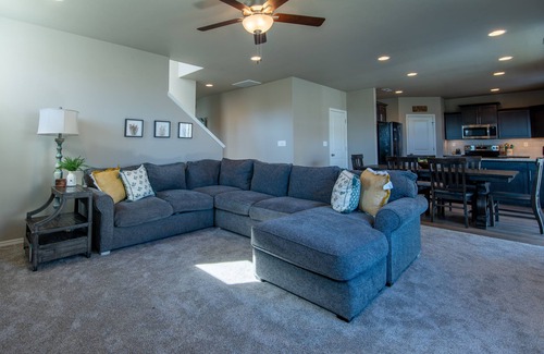 Tri-Cities House | Gorgeous modern farmhouse in Tri Cities, WA