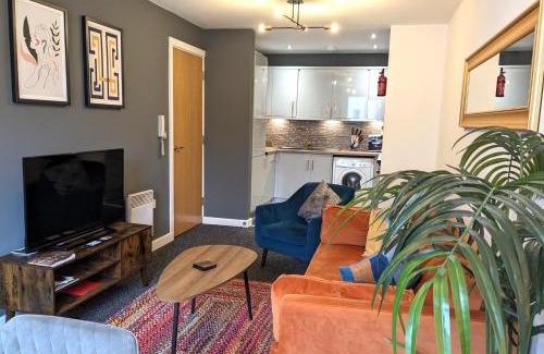 Coventry City Centre Apartment | Gorgeous Modernised City Centre Apartment