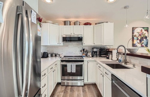 Golden House | Gorgeous Mountain Views Townhome with WiFi Near Downtown Golden