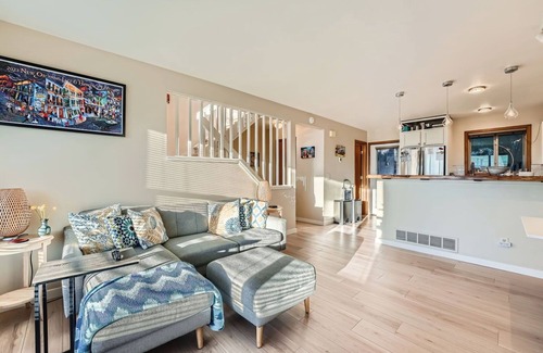 Golden House | Gorgeous Mountain Views Townhome with WiFi Near Downtown Golden