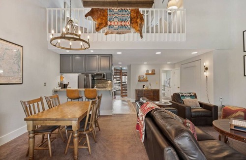 Purgatory House | Gorgeous Mtn Villa Ski Golf Pickleball Pool Hot Tub Fitness