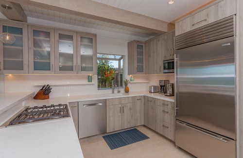Paia House | Gorgeous Oceanfront Paia Bay Home