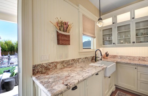 Sonoma House | Gorgeous Property within the heart of Sonoma