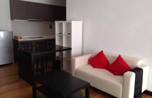 Chow Kit Apartment | Gorgeous Room in City