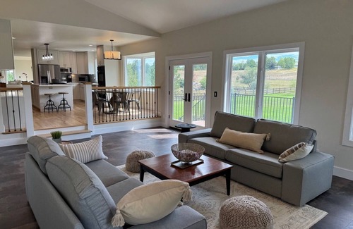 Boulder House | Gorgeous Rural Boulder Executive House, 2+ acres, 10 minutes to Pearl St
