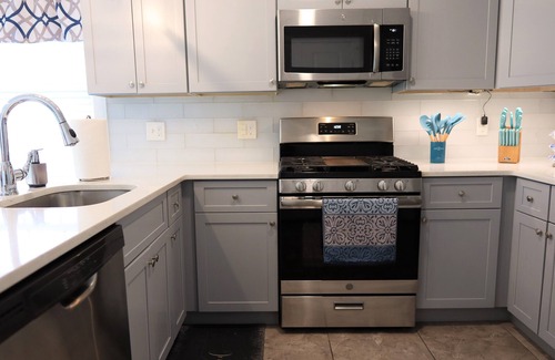 Nutley Apartment | ★GORGEOUS STYLISH APT Close to American Dream & NYC★