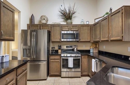 Quail Crossing House | Gorgeous Vacation Home - Trails, Golf & Dining