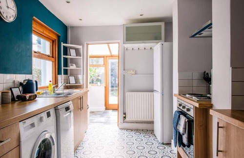 Pontcanna House | Gorgeous Victorian house sleeps 6 in Cardiff