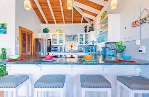 Fish Bay Villa | Gorgeous views! Private pool! 3 King Suites! Close to beaches!