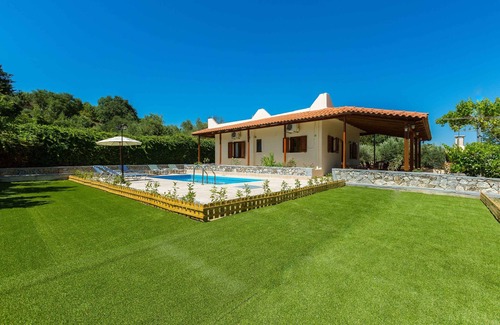 Kanevos Villa | Gorgeous Villa With Pool & Gardens, near the sea, in an idyllic Natural habitat!
