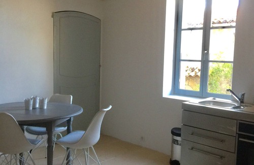 Bargeme House | Gorges du Verdon Charming house 4 pers Village classified Shaded private patio