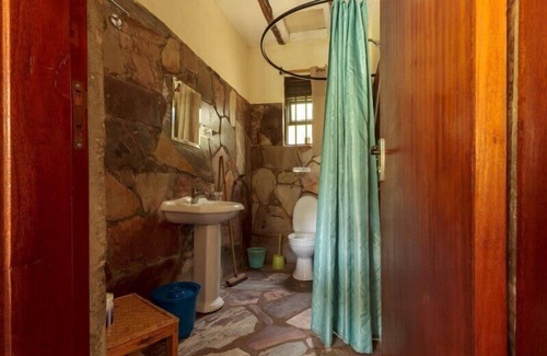 Bwindi Cabin | Gorilla Valley Lodge