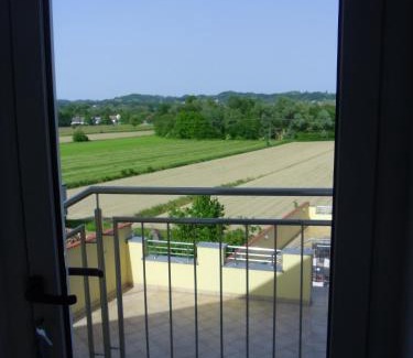 Bizeljsko House | Gostilna in prenočišče KOCJAN