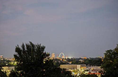 Clifton Heights Bed & Breakfast | Gothic Heights Inn