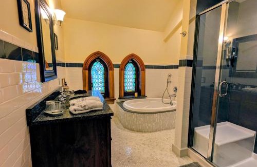 Clifton Heights Bed & Breakfast | Gothic Heights Inn
