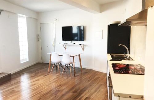 Nou Moles Apartment | Goya atico