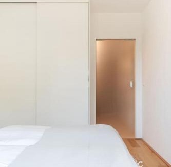 Meidling Apartment | Grüne und zentrale Ruhelage im Neubau mit Balkon