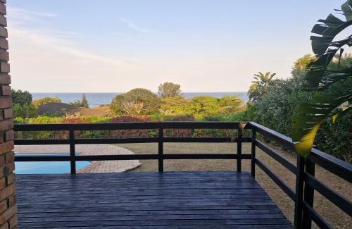 Port Edward House | Grace Avenue Townhouse & Studio