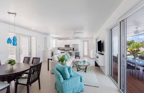 Leeward Settlement Villa | Grace Haven: Luxury Home w/Pool & Golf Cart, Walkable to Beach