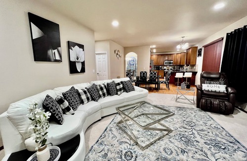 Silver Lake House | GRACE VILLA: RELAX HERE W UR FAMILY